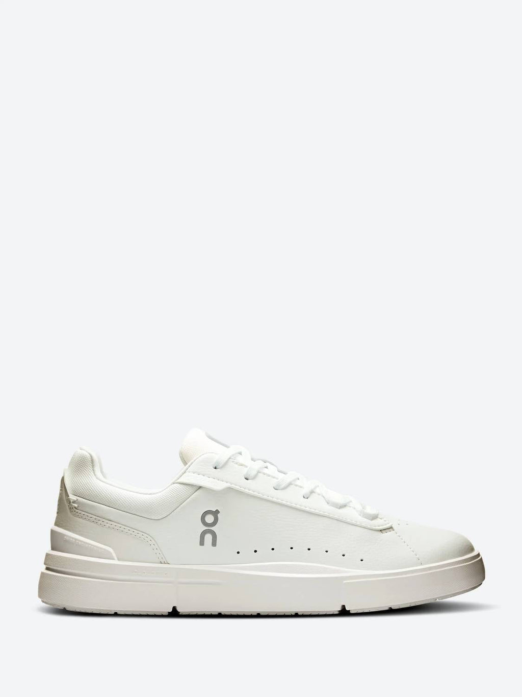 Women's The Roger Advantage Sneakers In White/white