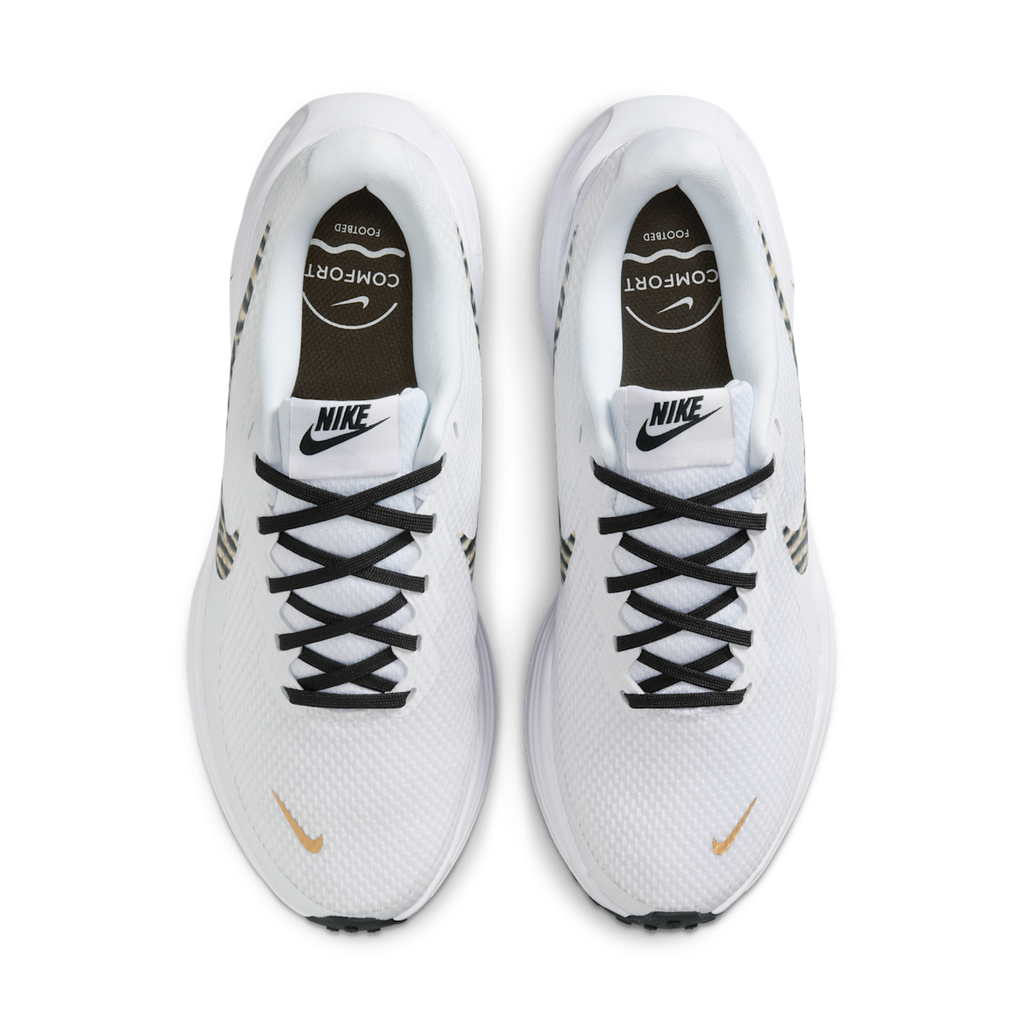 Women's Revolution 8 Road Running Shoes