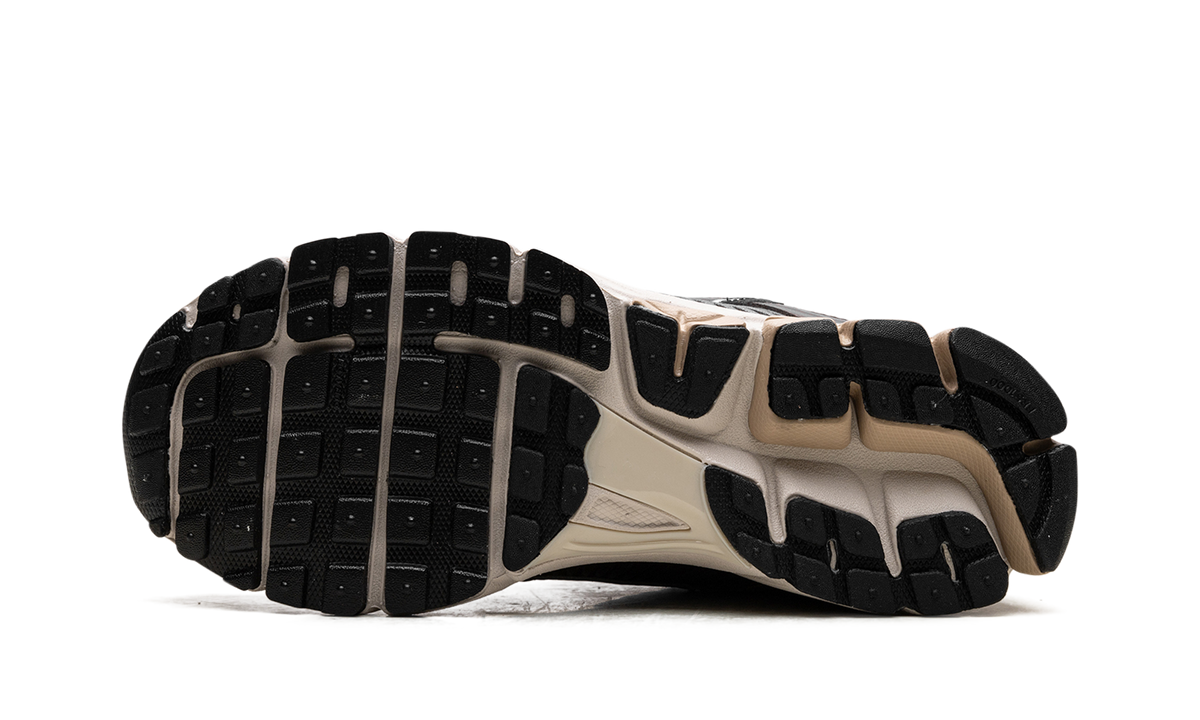 Zoom Vomero 5 "Baroque Brown" FN6742 201