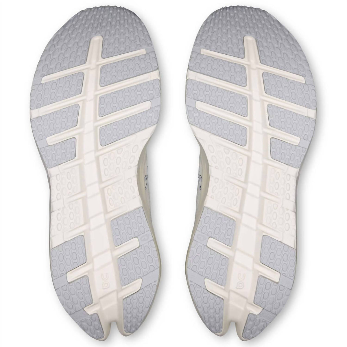 Women's Cloudrunner 3 Wide Running Shoes In White/ivory