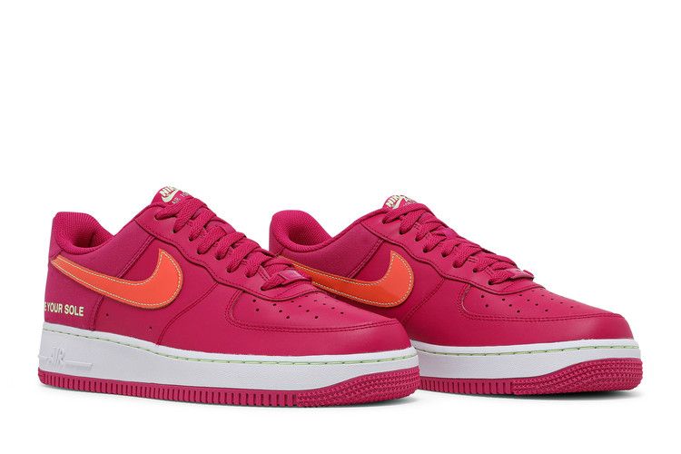 Nike Air Force 1 '07 LV8 'World Tour'