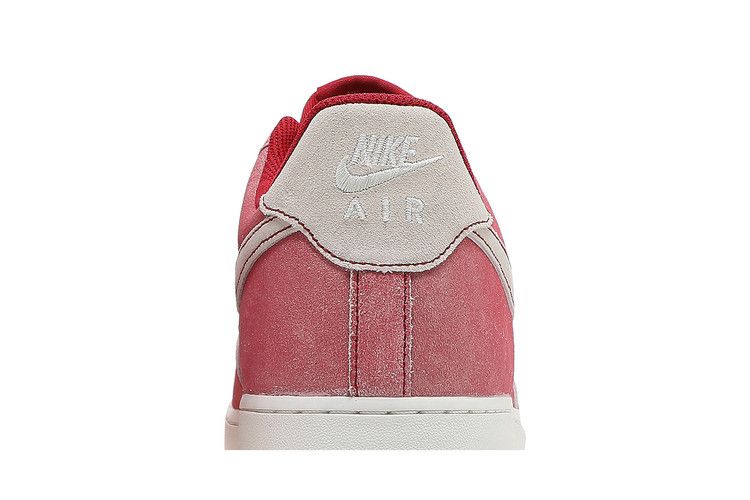 Nike Air Force 1 '07 LV8 'Dusty Red'