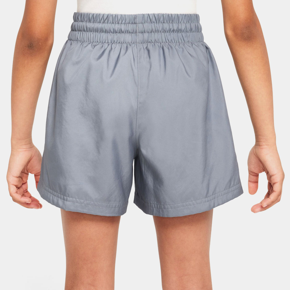 Club Woven 4.5 Grade School Shorts (Grey/White)