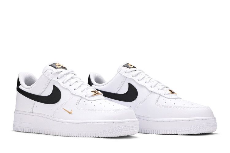 Nike Wmns Air Force 1 '07 Essential 'White Black'