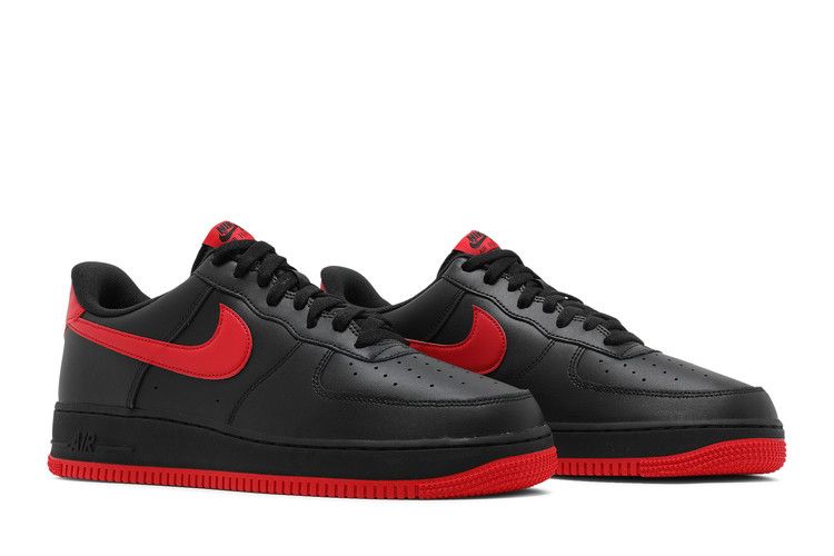 Nike Air Force 1 Low 'Bred'