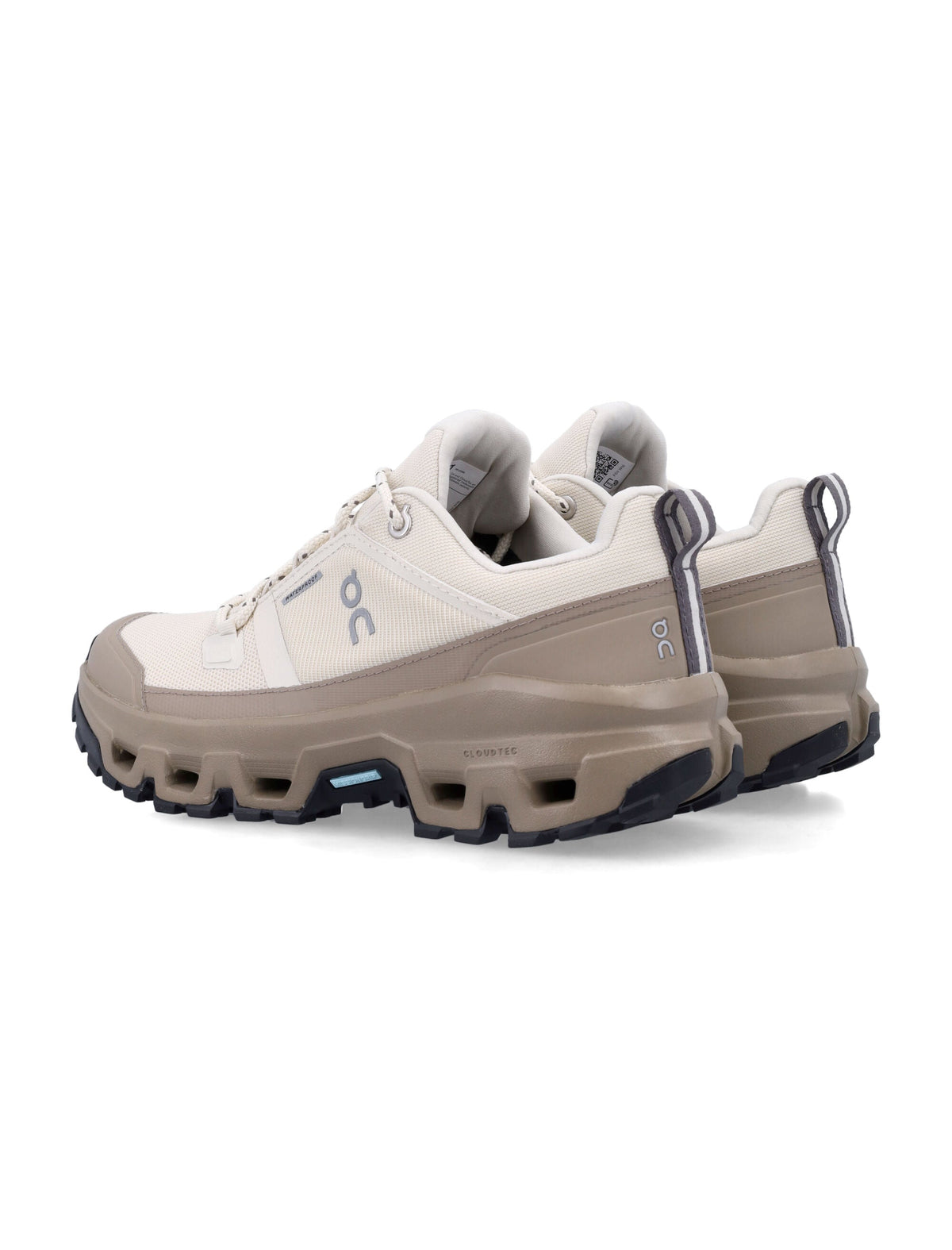Chunky Sole Sneakers With Textured Upper And Reflective Details