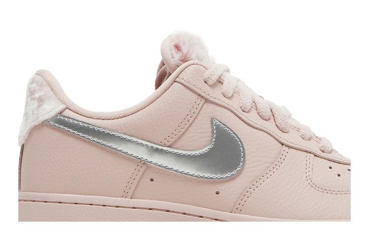 Nike Wmns Air Force 1 '07 'Faux Sherpa Fur'