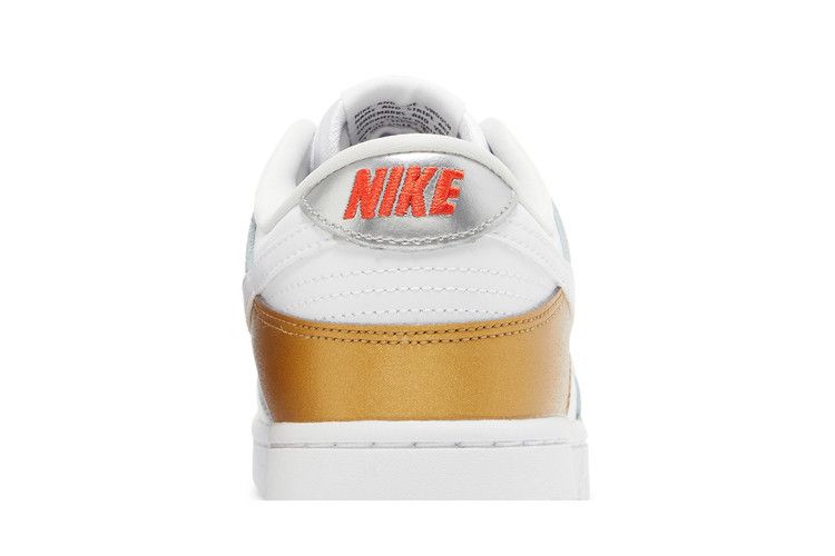 Nike Wmns Dunk Low SE 'Silver Gold Metallic'