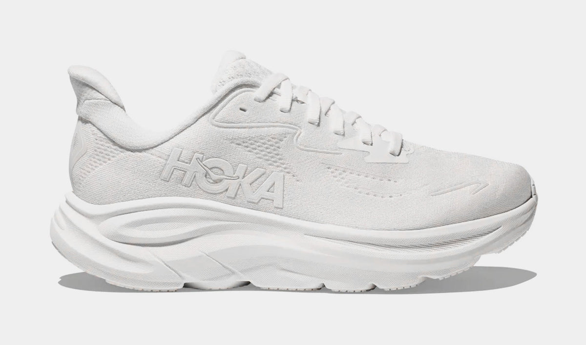 Clifton 10 Womens Running Shoes (White/White)