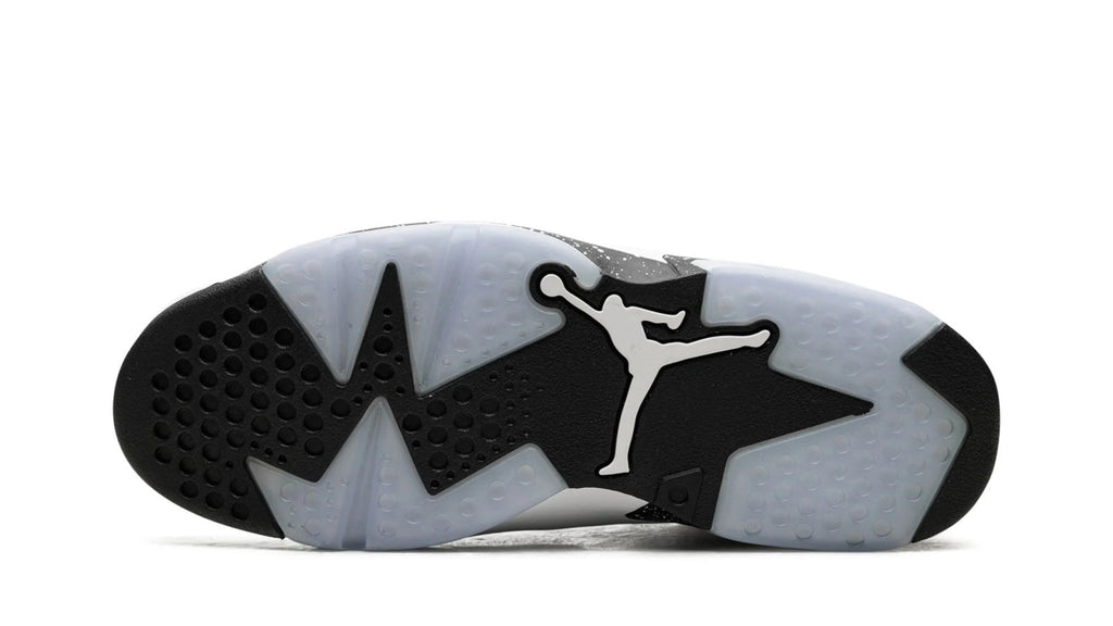 Air Jordan 6 Reverse Oreo - Classic Cookie-Inspired Basketball Sneaker