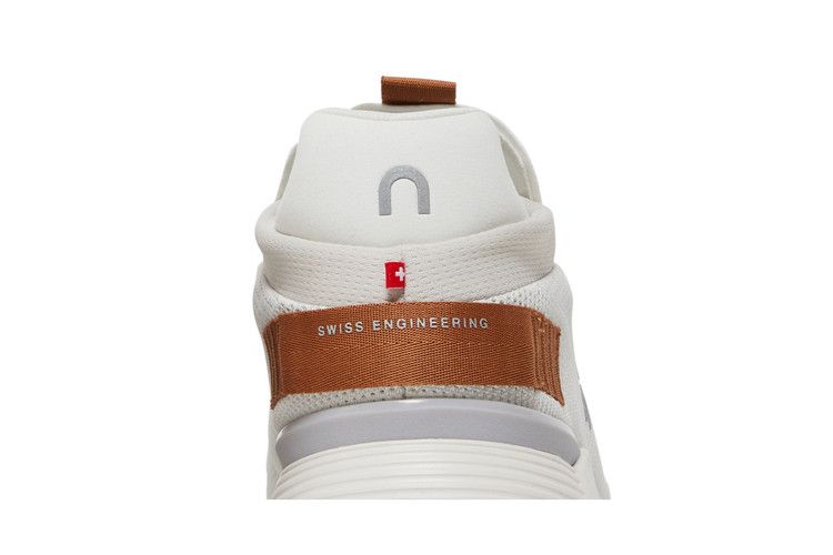 ON Cloudnova 'White Pearl'