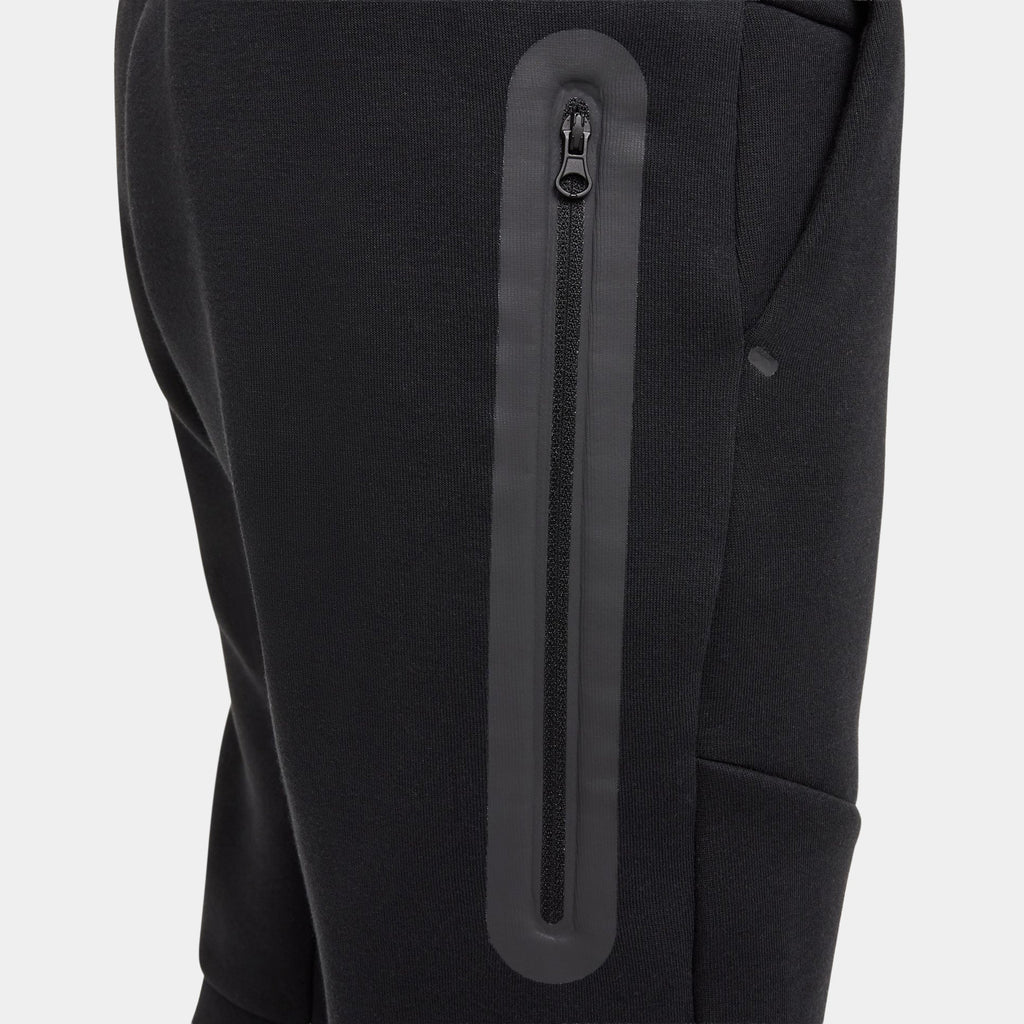 Sportswear Tech Fleece Grade School Joggers (Black)