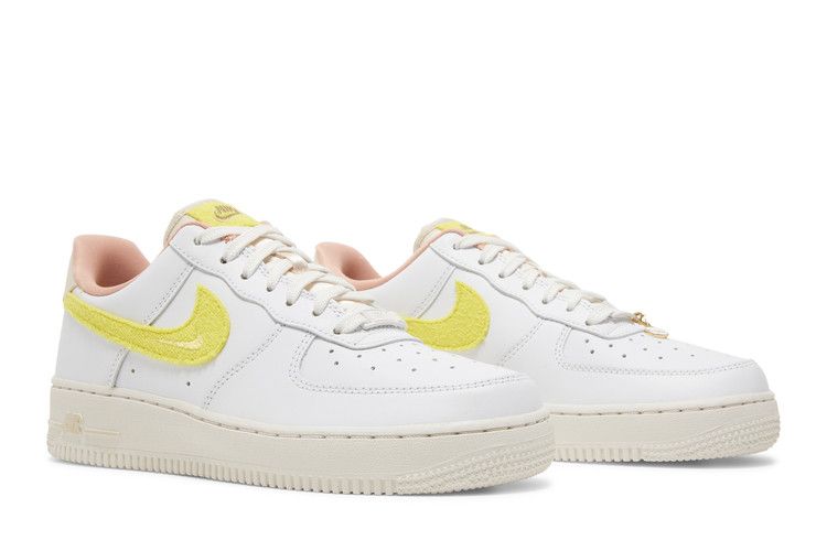 Nike Wmns Air Force 1 '07 LX 'Mama'
