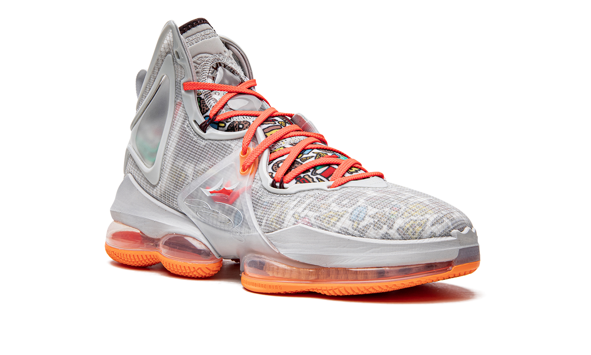LeBron 19 "Fast Food" DC9339 001