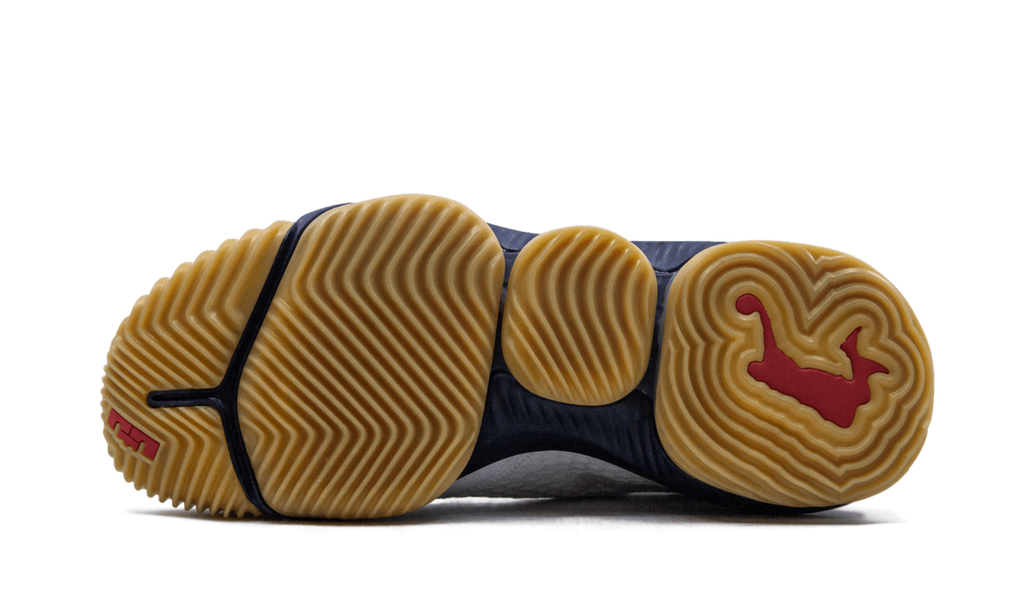 LeBron 16 Low "USA" CI2668 101