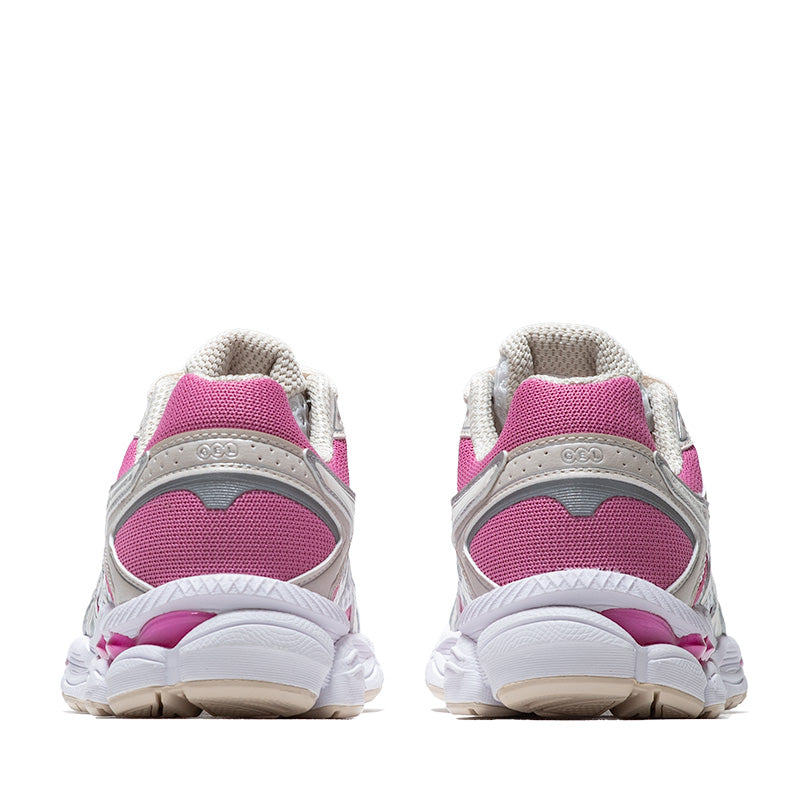 Asics Gel-Cumulus 16 - White/Cream