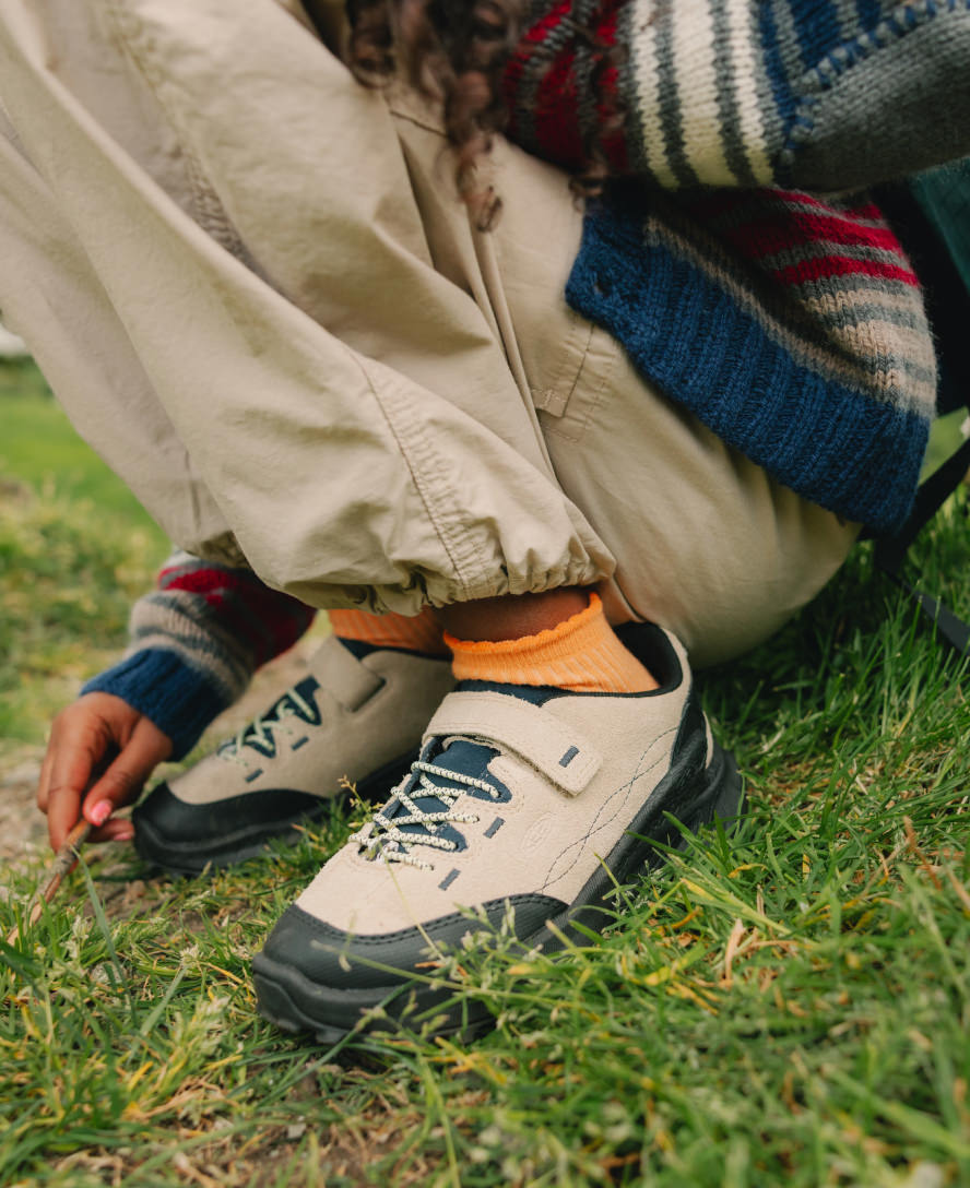 Little Kids' Jasper Zionic Sneaker  |  Naval Academy/Flame Orange