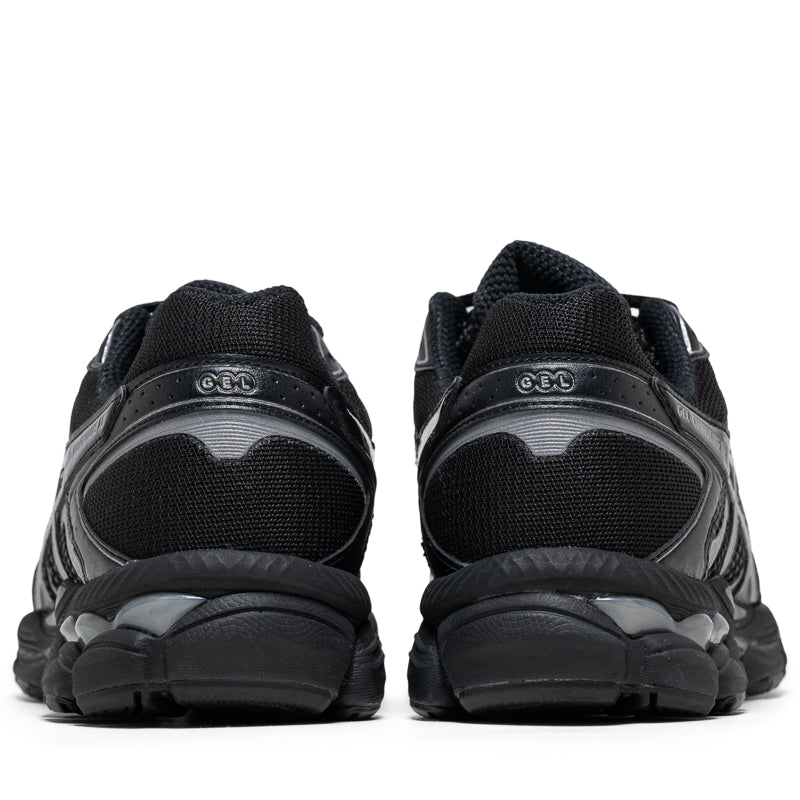 Asics Gel-Cumulus 16 - Black/Black