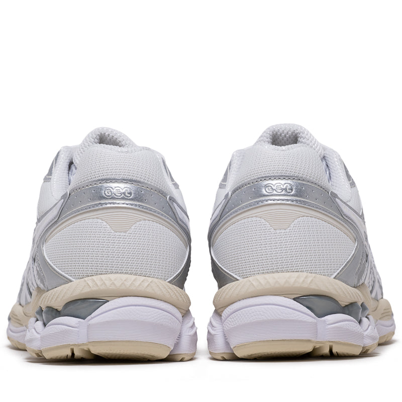 Asics Gel-Cumulus 16 - White/White