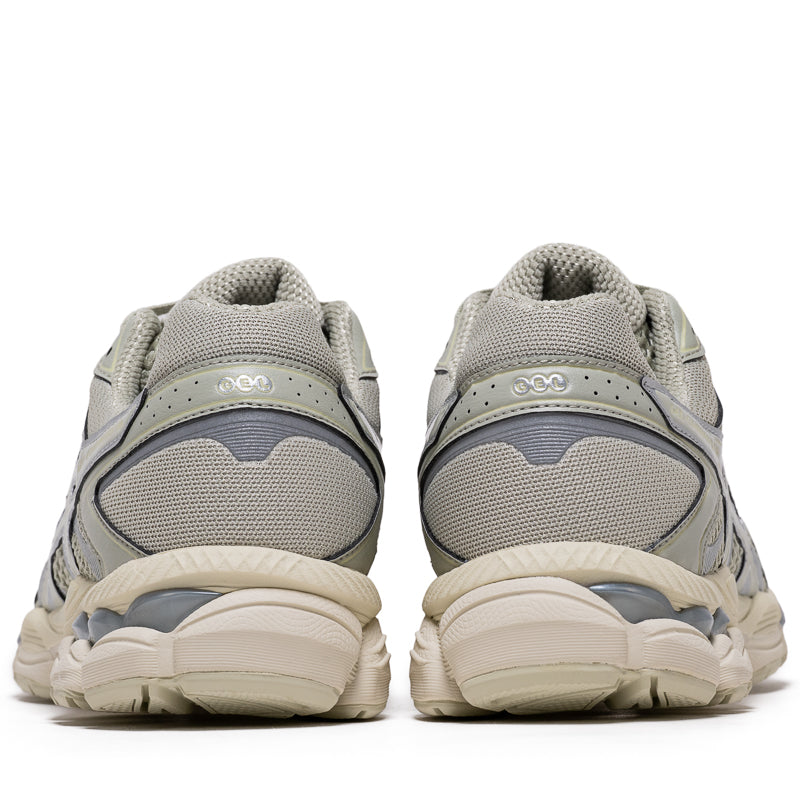 Asics Gel-Cumulus 16 - Dried Leaf Green/Dried Leaf Green