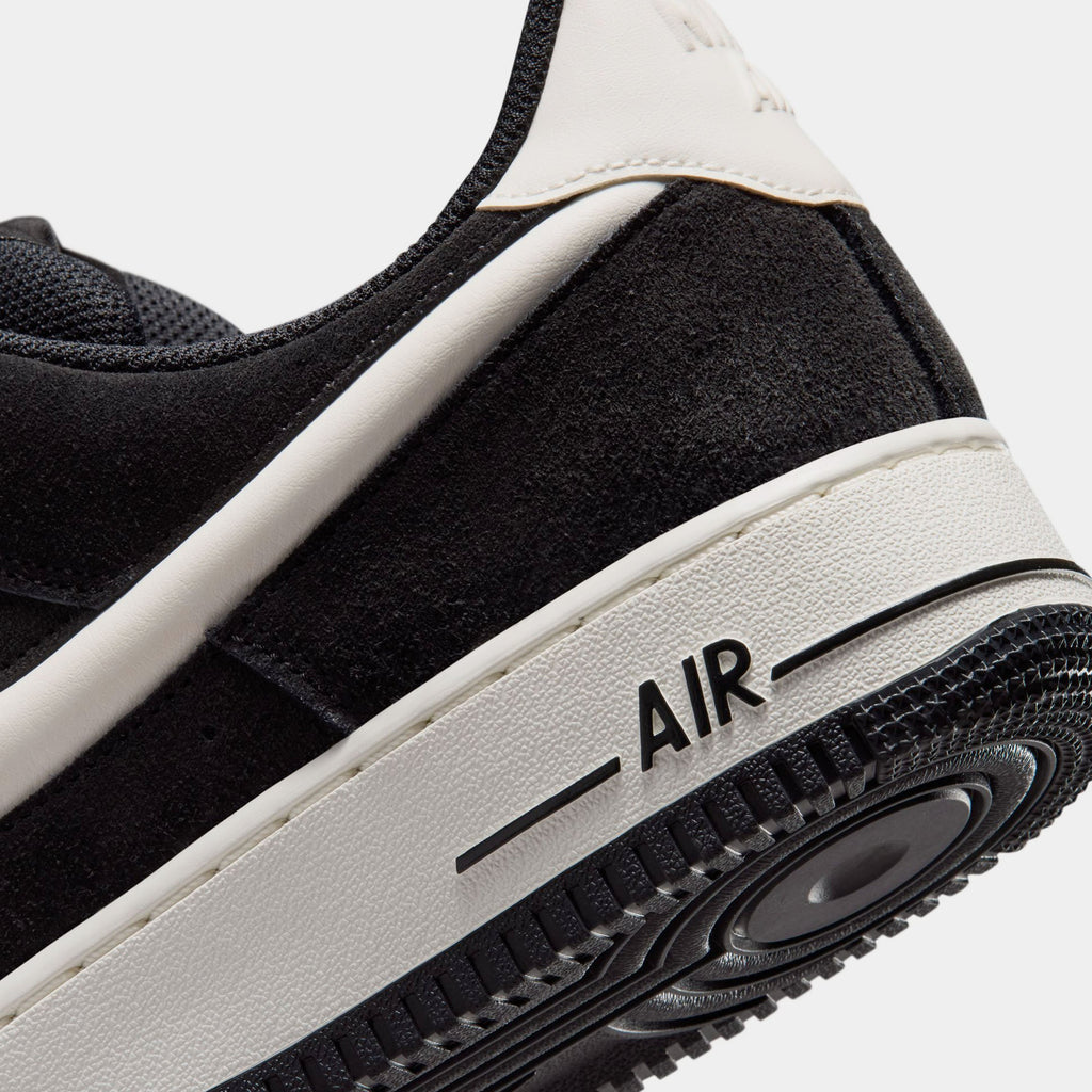 Air Force 1 '07 LV8 Mens Lifestyle Shoes (Black/Sail)