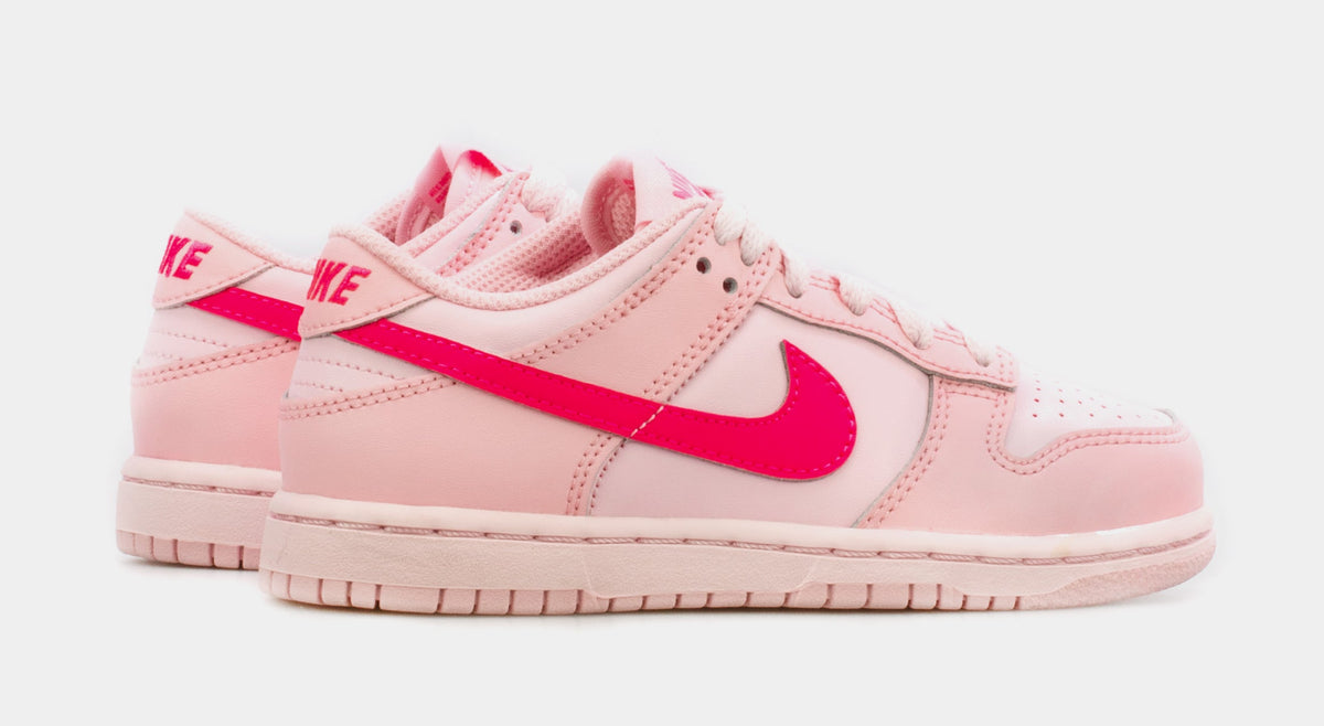 Dunk Low Triple Pink Preschool Lifestyle Shoe (Pink)