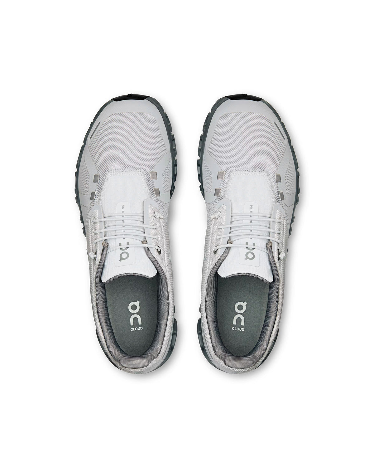 Performance Sneakers Cloud 6 with Speedboard Technology