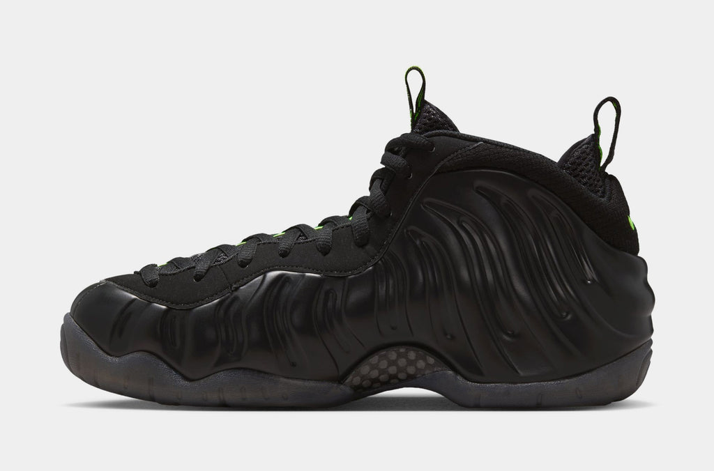 Air Foamposite Pro Voltage Mens Basketball Shoes (Black/Voltage Yellow)