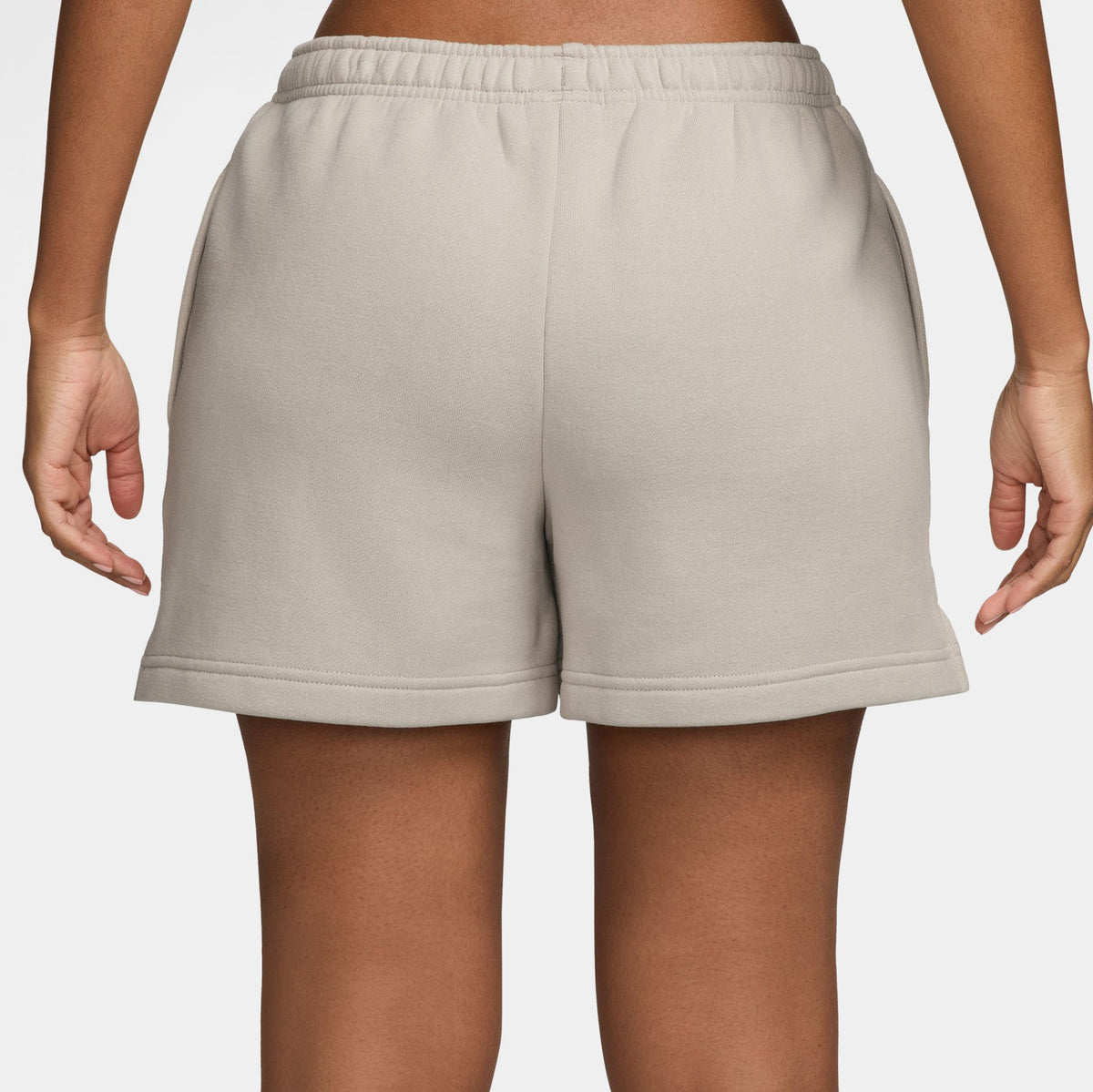 Studio Fleece Medium Weight Mid Rise Woimens Shorts (Cream II/Sail)