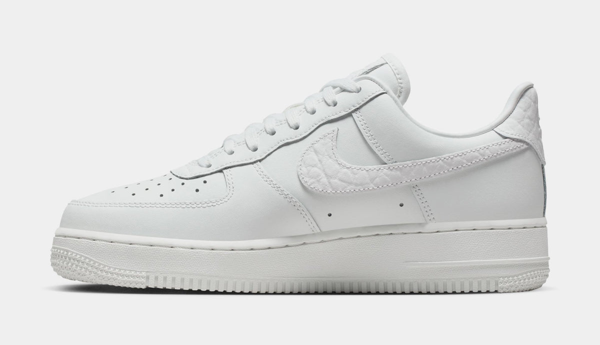 Air Force 1 '07 Low Womens Lifestyle Shoes (Summit White/Summit White/White)