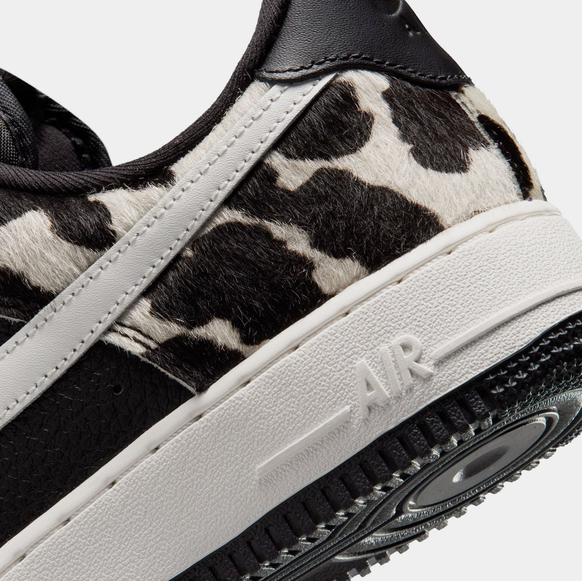 Air Force 1 Low Cow Print Womens Lifestyle Shoes (Black/Phantom/Black)