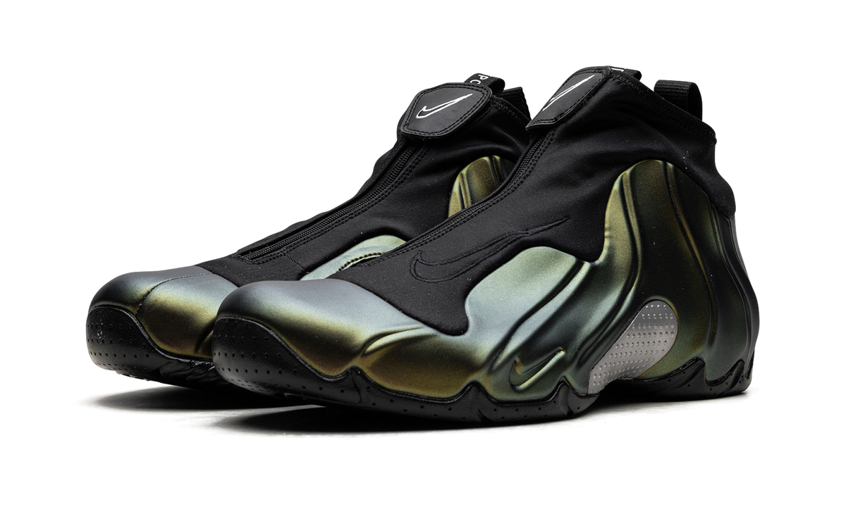 Air Flightposite "Metallic Gold" FV5582 700