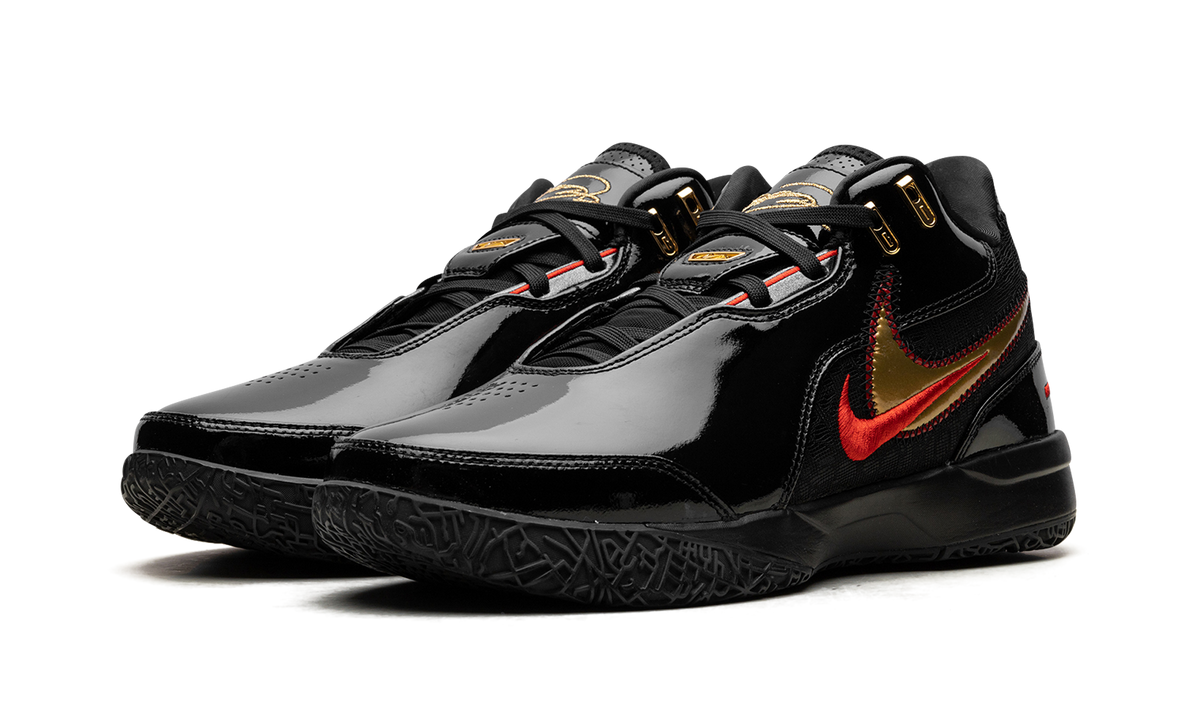 Zoom LeBron NXXT Gen AMPD "Black University Red Gold" FJ1567 001