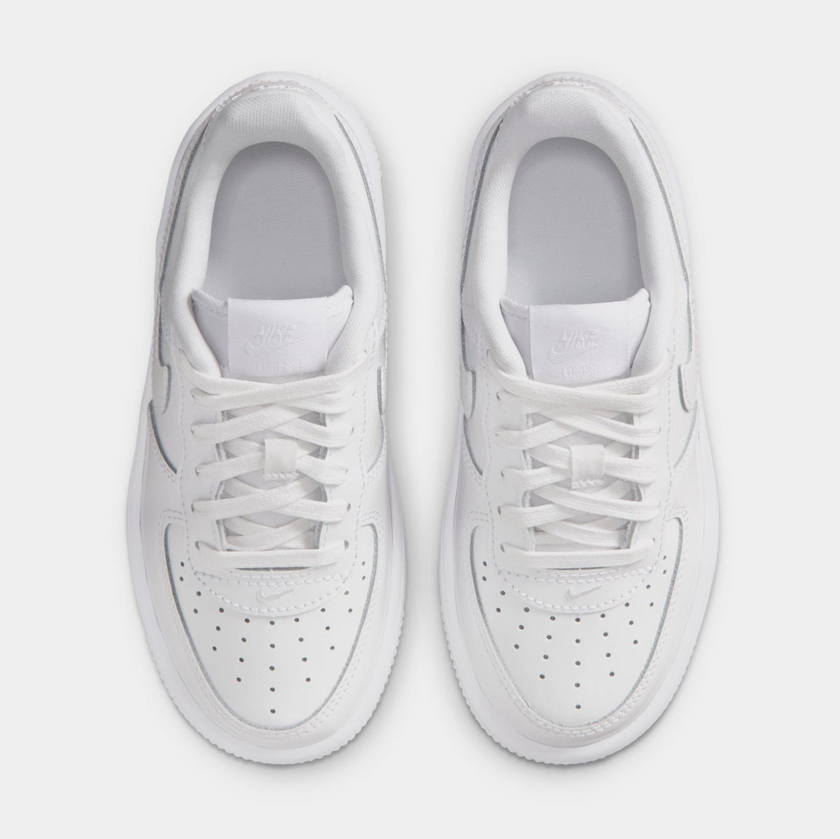 Air Force 1 Low Patent Leather Preschool Lifestyle Shoes (White)