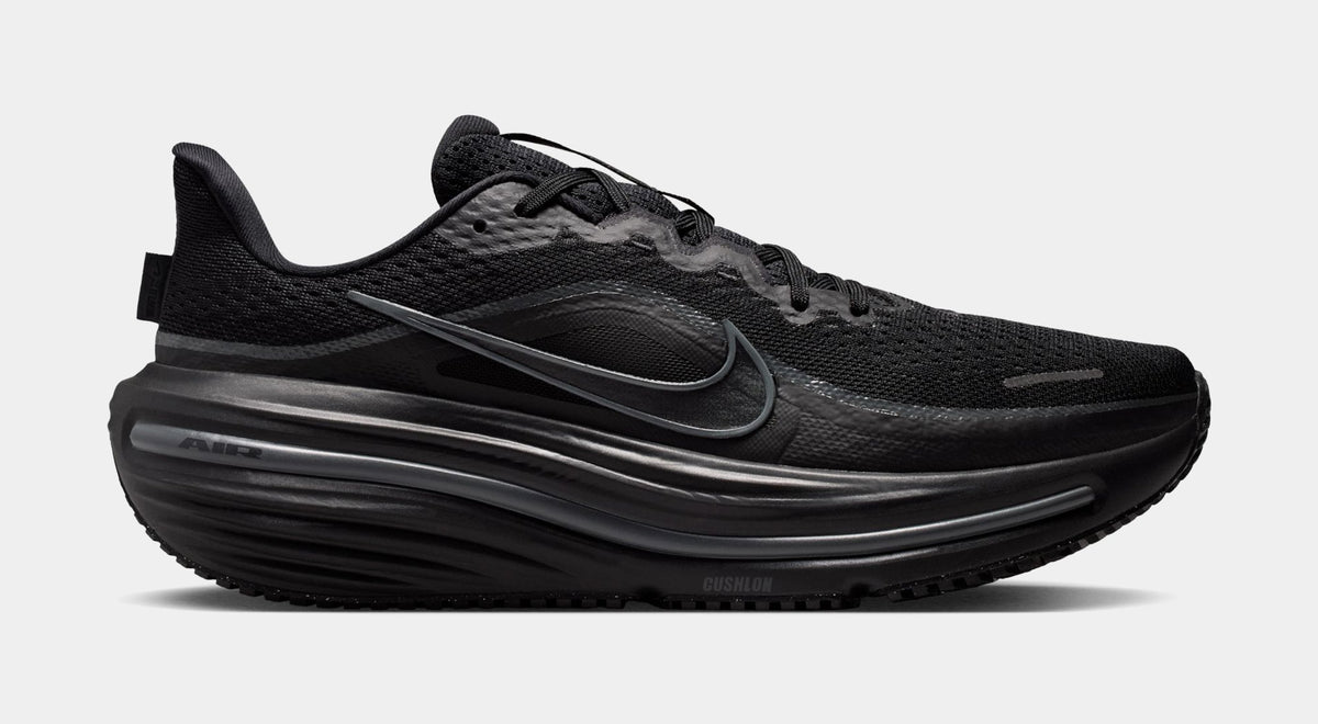 Winflo 12 Mens Running Shoes (Black/Dark Smoke Grey/Black)