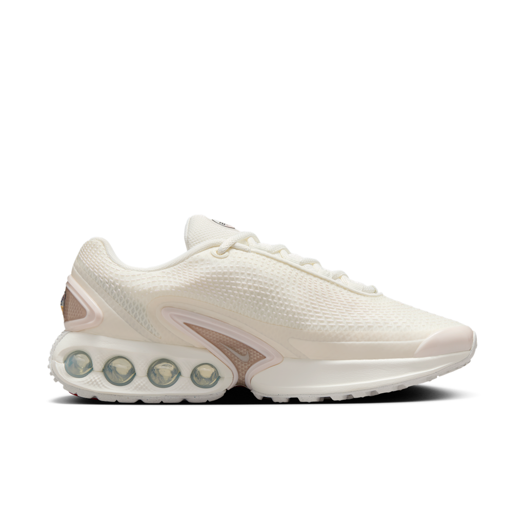 Women's Air Max Dn SE Shoes