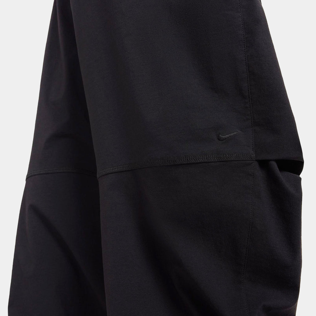 NSW Tech Woven Oversized Mens Pants (Black)