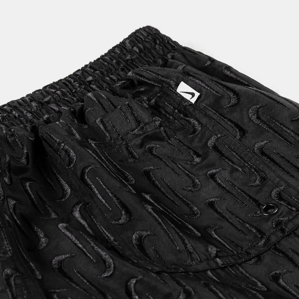 All Over Print 7" Volley Trunk Mens Shorts (Black/Black)
