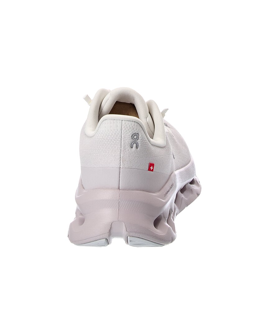 On Running Cloudtilt Sneaker