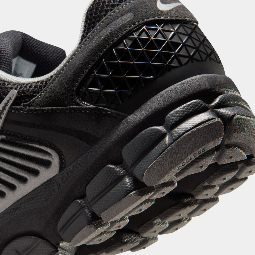 Zoom Vomero 5 Mens Running Shoes (Anthracite/Black/Chrome/Flight Silver)