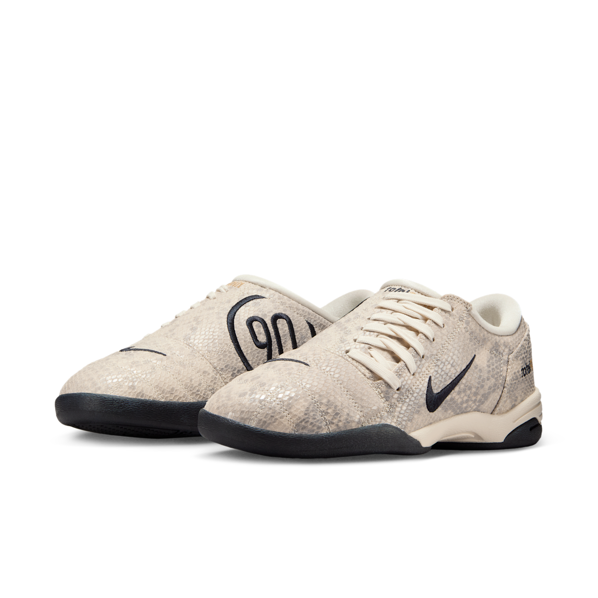 Women's Total 90 SE Shoes