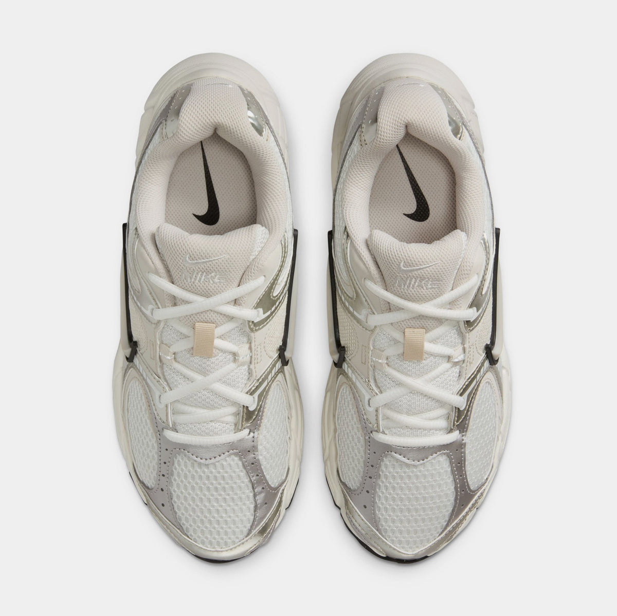 V5 RNR Womens Running Shoes (Summit White/Light Orewood Brown/Sail/Black)