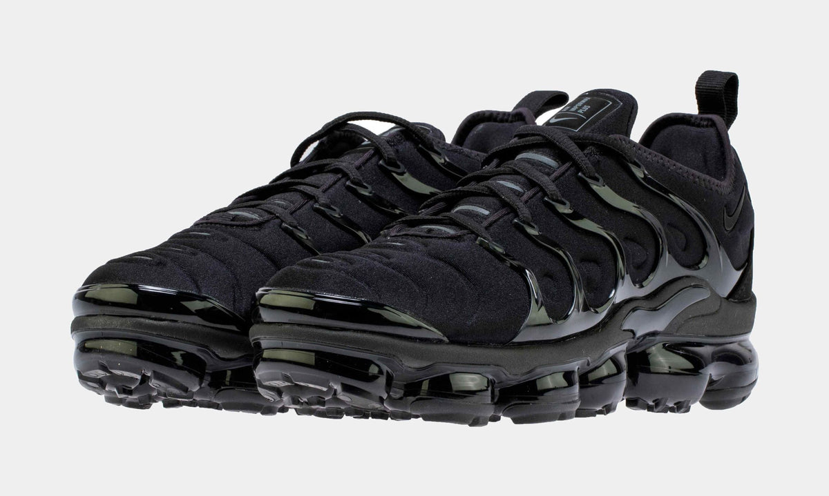 Vapormax Plus Mens Running Shoes (Black/Black/Dark Grey)
