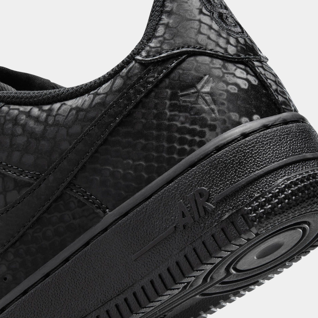 Kobe Air Force 1 Low Grade School Lifestyle Shoes (Black)