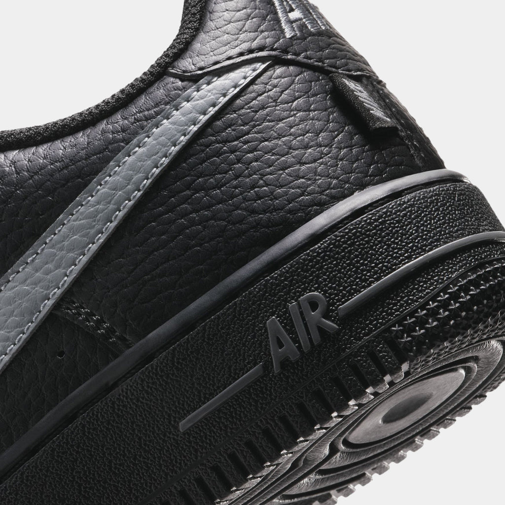 Air Force 1 Low Grade School Lifestyle Shoes (Black/Smoke Grey)