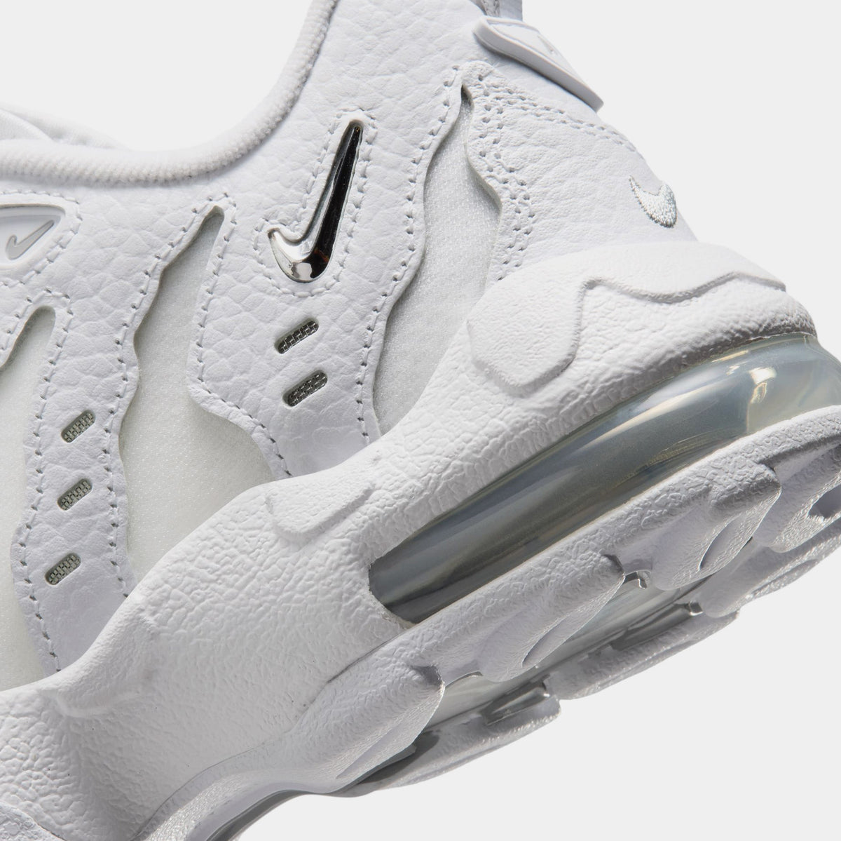 Air DT Max 96 Low Grade School Basketball Shoes (White/Metallic Silver)