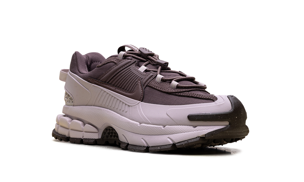 Nike Zoom Vomero 5 Roam WMNS "Particle Rose" HQ2181 501