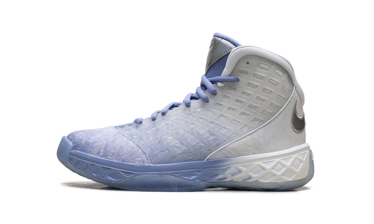 Zoom Kobe 3 Protro GS "Christmas" HQ2304 400