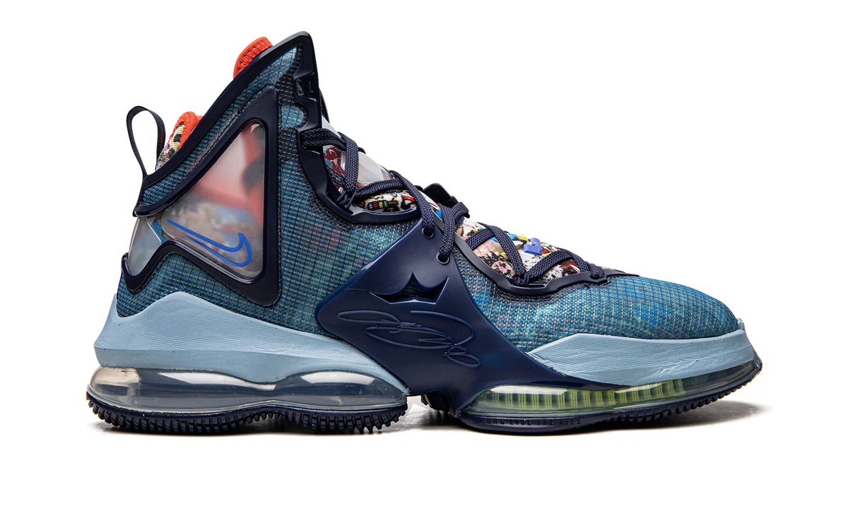LeBron 19 "Fast Food" CZ0203 400