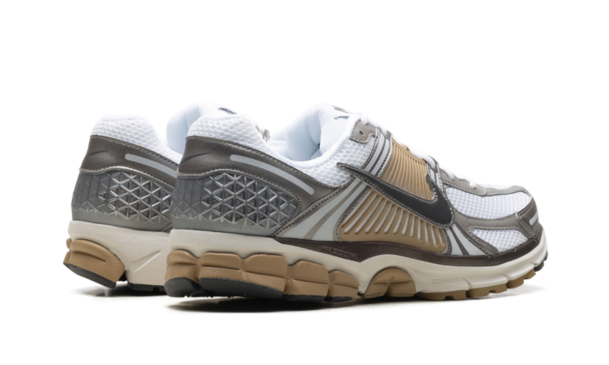 Zoom Vomero 5 "Metallic Pewter" FJ4151 006